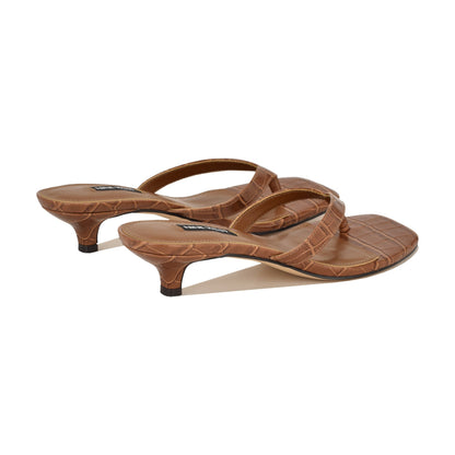 Cassa Thong Kitten Heel Sandals
