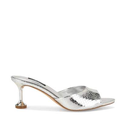 Dabby Mule Sandals